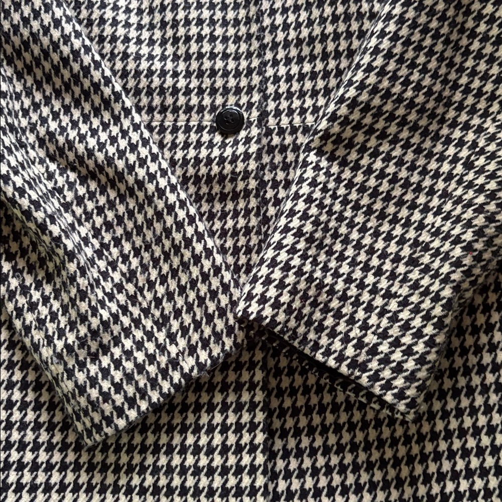Larry Levine Black and White Houndstooth Blazer - Picture 3 of 4